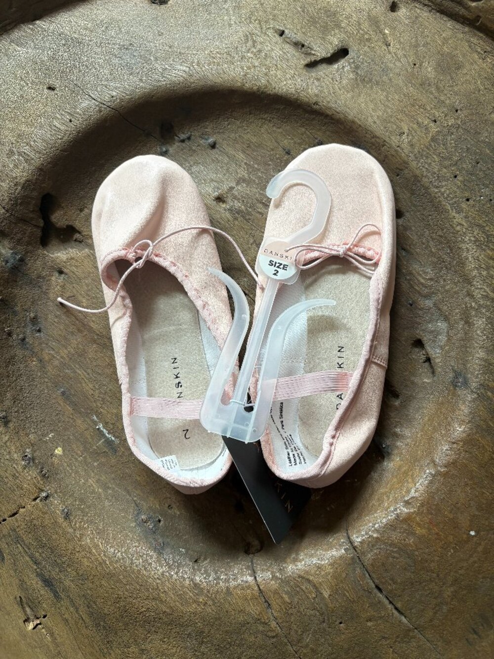 Danskin Freestye pink leather kids ballet shoes size 2 NWT